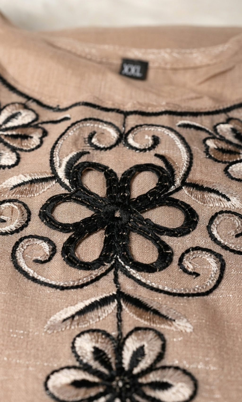 Gulrez-Floral Lace Detail Ethnic Suit Set