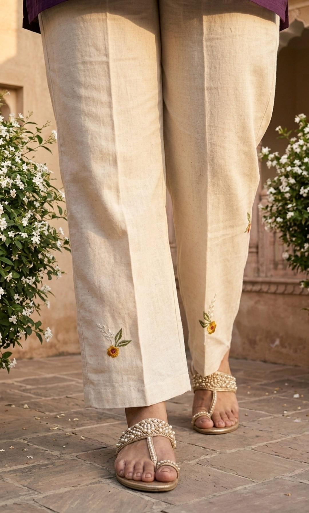 Rida - Viscose Lucknowi Short Kurti